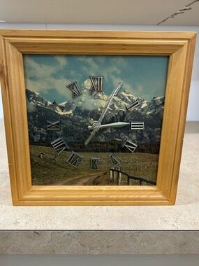 Vintage Wooden Mountain Analog Wall Clock Functional Decor